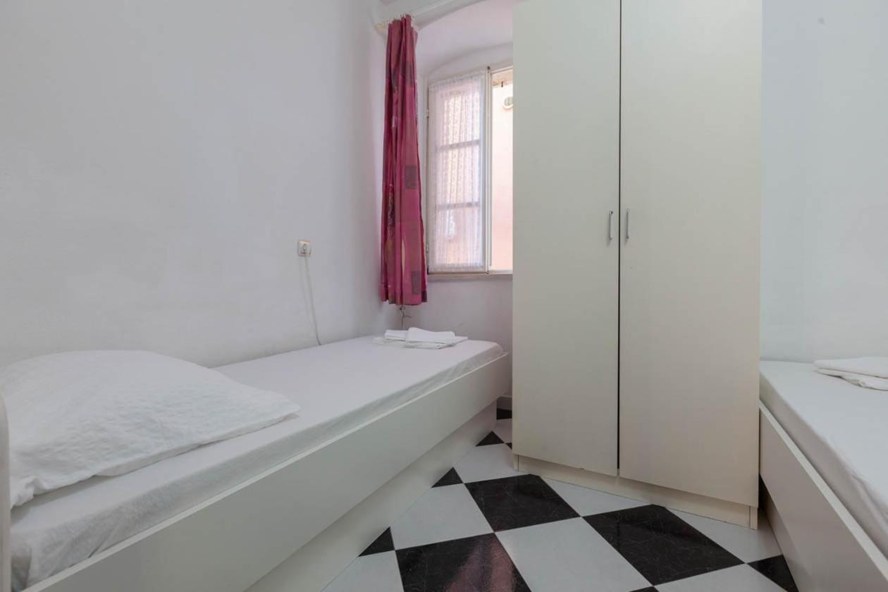 Apartmani Marija Podgora Εξωτερικό φωτογραφία